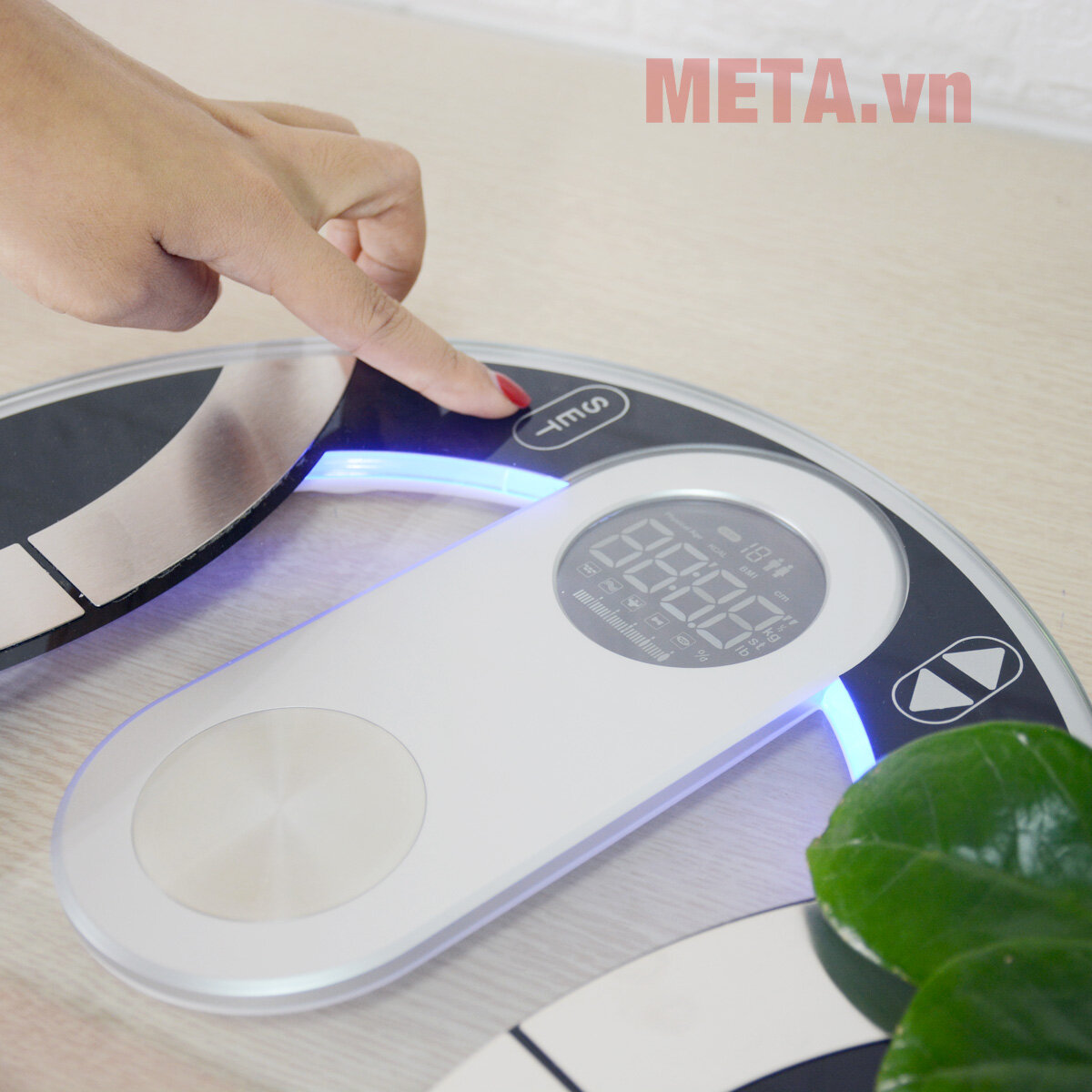 Cân sức khỏe phân tích chỉ số cơ thể Rapido RSF01-R (NAC90039)