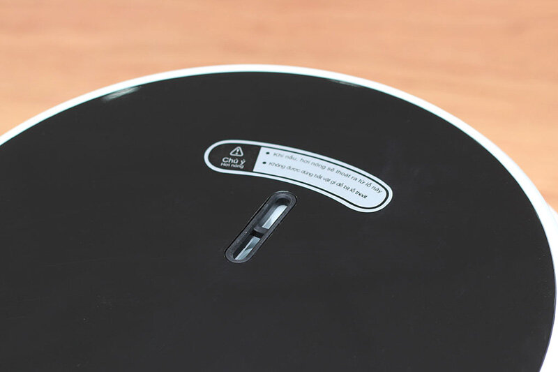 Nồi cơm điện tử 1.8 lít Electrolux ERC7603W