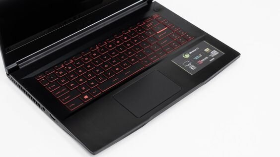 âm thanh MSI Bravo 15