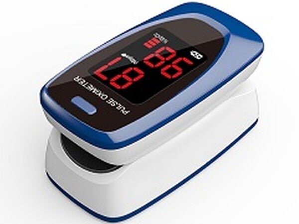 Hình ảnh máy đo nồng độ oxy trong máu Contec CMS50D (CMS50DL2) Hình ảnh máy đo nồng độ oxy trong máu Contec CMS50D (CMS50DL2)