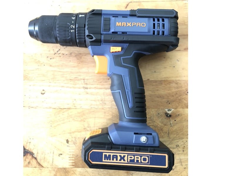 Máy có thể khoan trên nhiều vật liệu khác nhau Máy có thể khoan trên nhiều vật liệu khác nhau