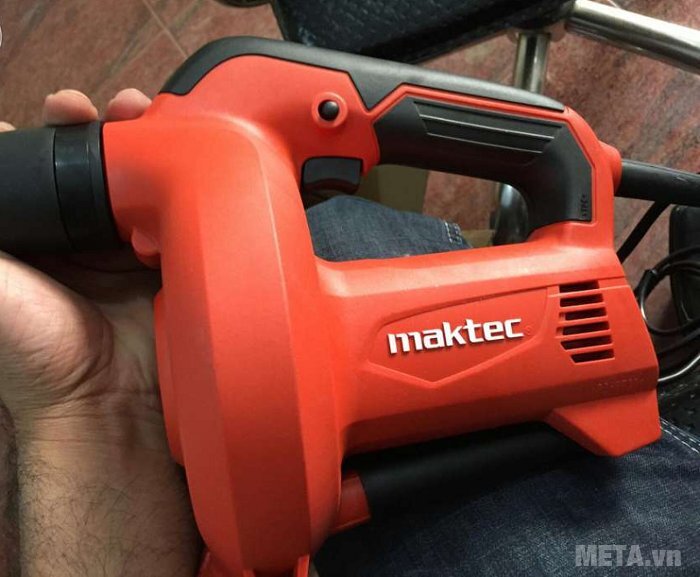Máy thổi bụi Maktec MT401 500W