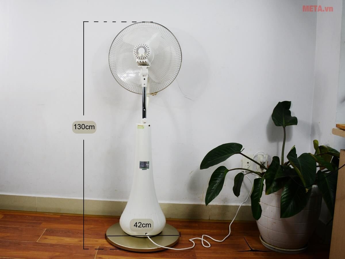 Quạt phun sương Kangaroo KG200C