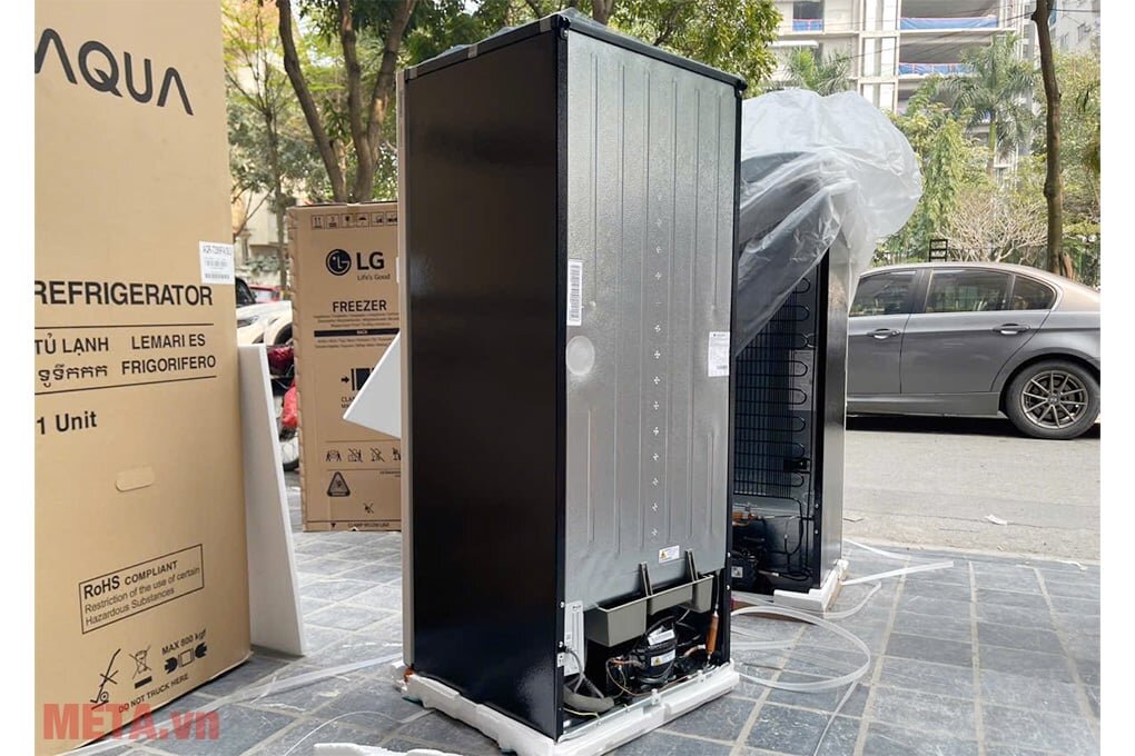 Phía sau của tủ lạnh LG LOB16BGM Tủ lạnh LG LOB16BGM