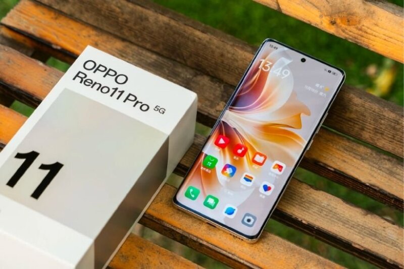 Điện thoại Oppo Reno 11 Pro hộp bán ra