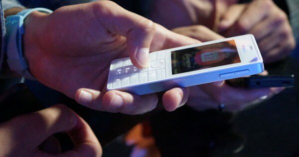 Điện thoại Nokia 515