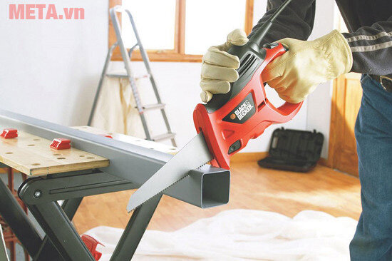 Máy cưa cầm tay Black 