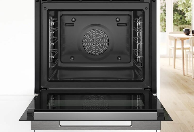 Lò nướng âm tủ Bosch HBG7764B1B sử dụng công nghệ làm nóng đa chiều 3D hot air
