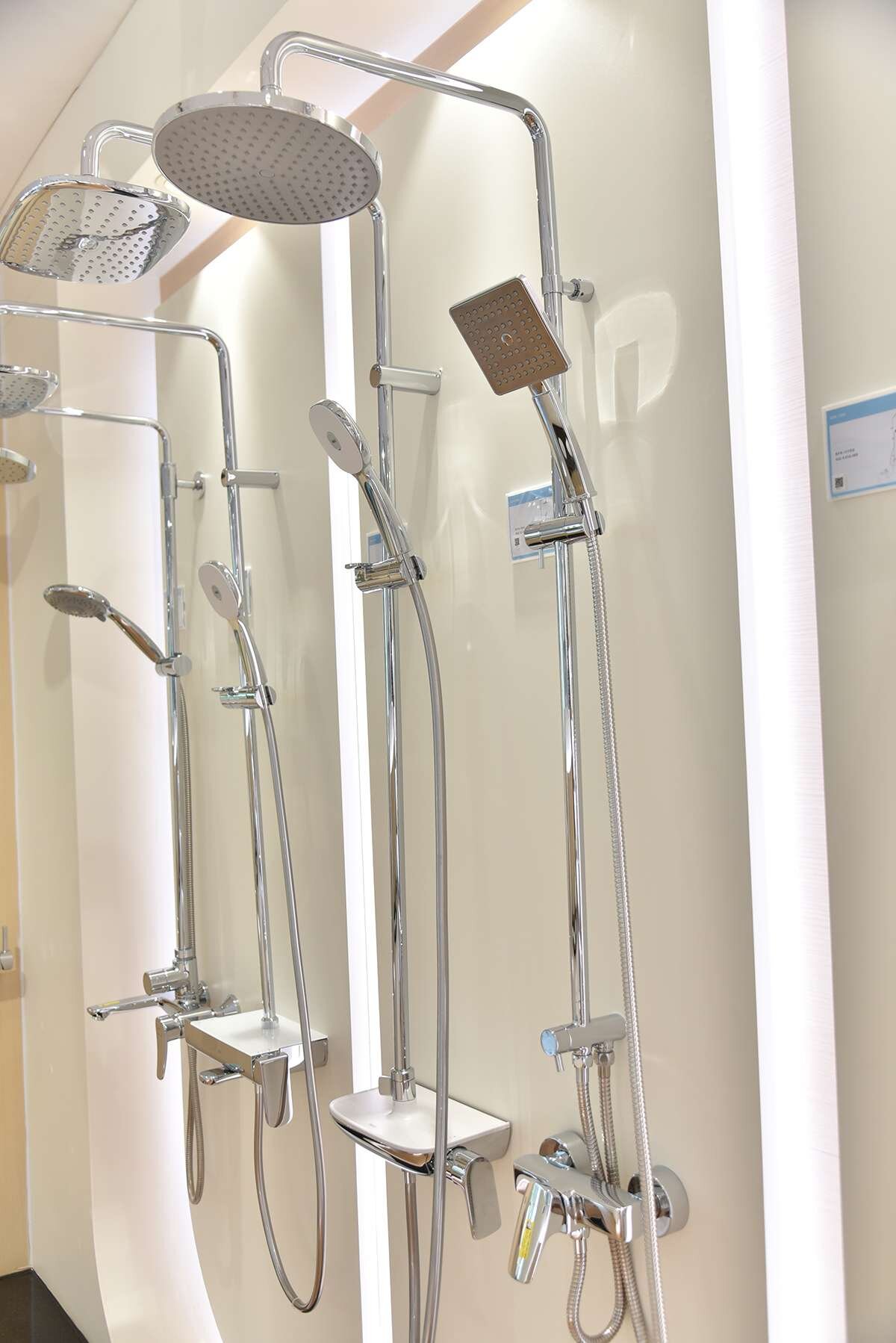 Bộ vòi sen cây nóng lạnh INAX BFV-50S