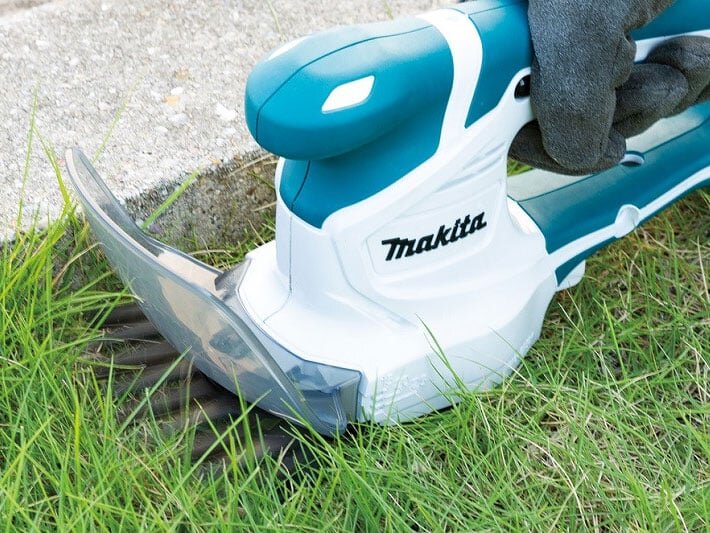 Makita UM110DWYX