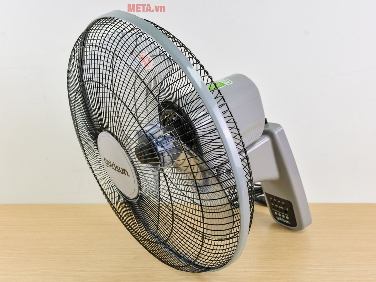 Quạt treo tường Goldsun GFA-6140 có chế độ quay