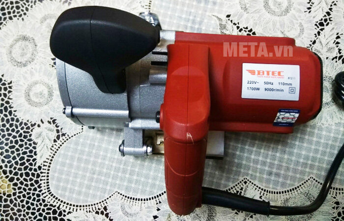Máy cắt rãnh tường Btec BT211 Máy cắt rãnh tường Btec BT211