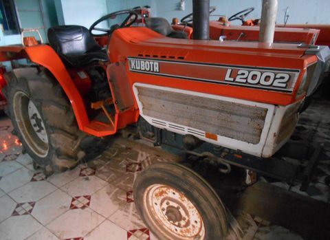 Máy cày Kubota L2002DT Máy cày Kubota L2002DT