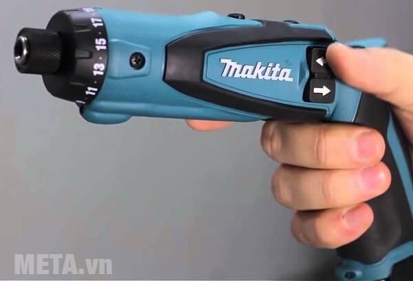 Máy khoan vặn vít chạy pin Makita DF010DSE Máy khoan vặn vít chạy pin Makita DF010DSE
