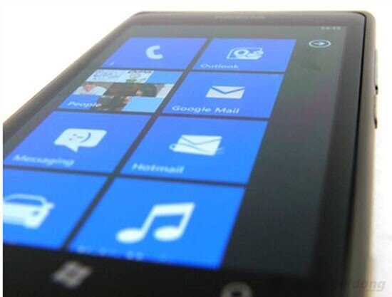 Điện thoại Nokia Lumia 800