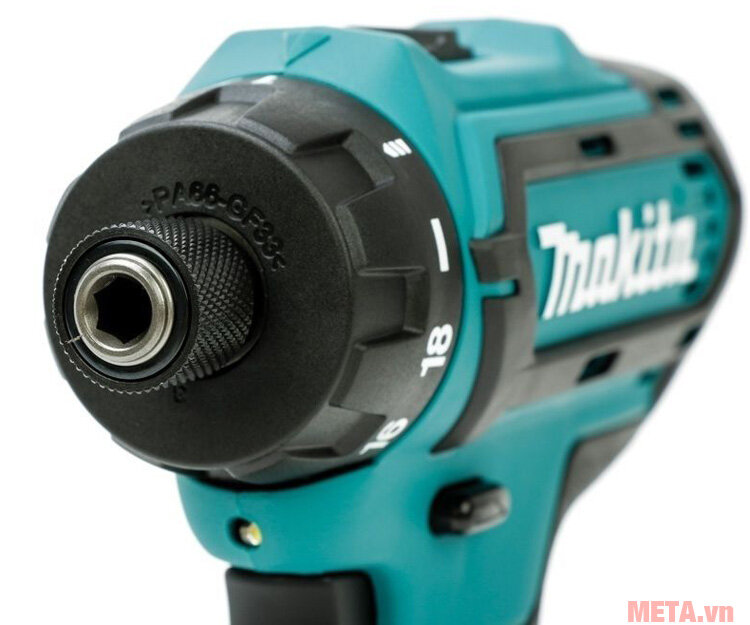 Máy khoan vặn vít dùng pin