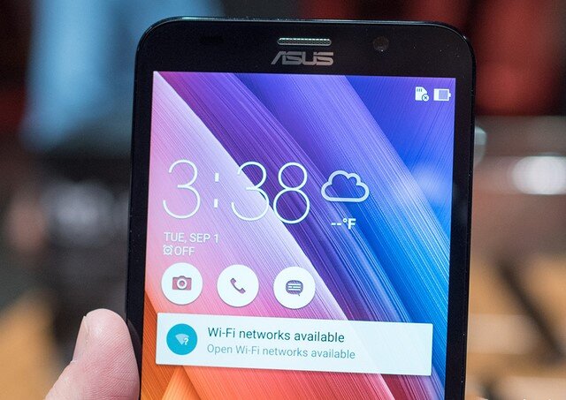 Điện thoại Asus Zenfone 2 Deluxe ZE551ML