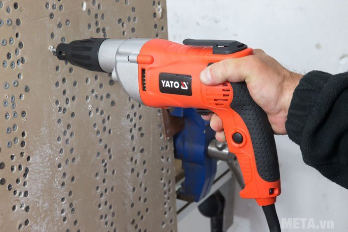 Máy vặn vít dùng điện Yato YT-82070