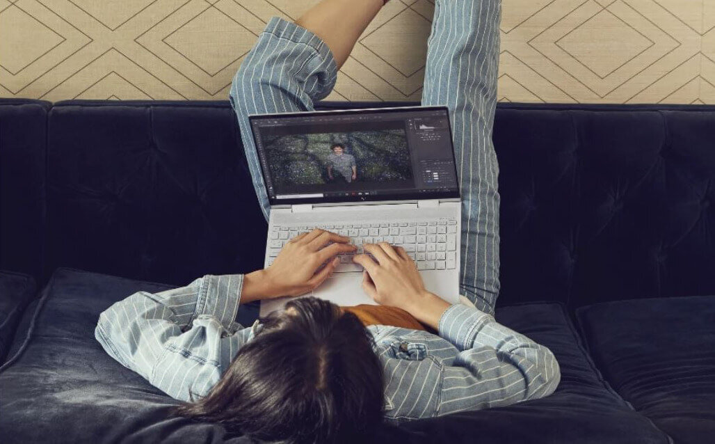  Laptop HP Envy X360 13-bf0097TU 76B17PA