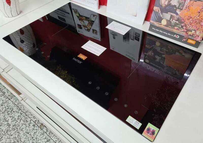 Bếp từ 2 vùng nấu Faster FS 738I Plus sở hữu tính năng hẹn giờ tiện lợi