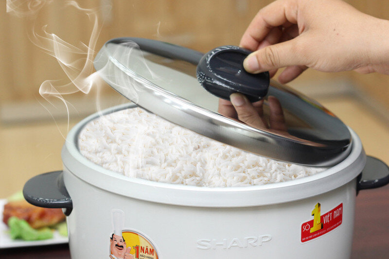 Nồi cơm điện Sharp 2.2 lít KSH-222V