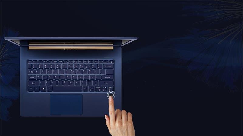 Laptop Acer Swift 5 SF514-52T-87TF (NX.GTMSV.002) Core i7-8550U 256GB SSD Win10