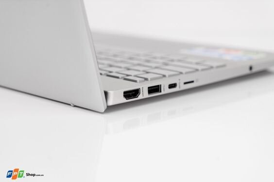 HP Pavilion 15 eg0539TU 4