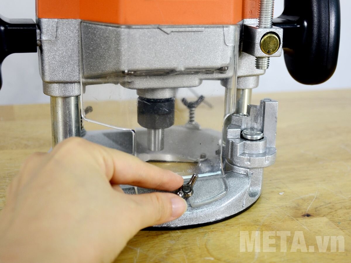 Máy soi gỗ 2 tay cầm Gomes GB-3312A