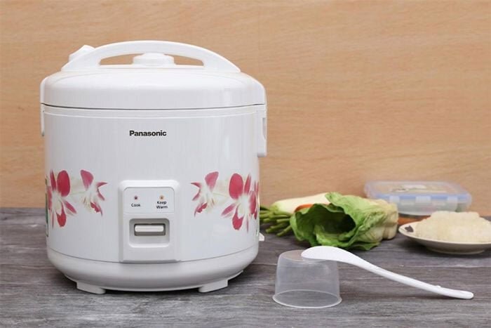 nồi cơm điện Panasonic 1,8 lít SR MVN18FRAX sở hữu kiểu dáng đơn giản nhưng không kém phần sang trọng