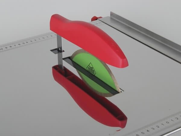 Lưỡi cưa sắc bén