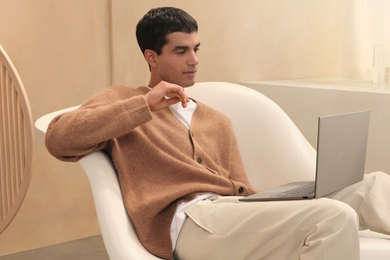 Asus Zenbook 14 OLED UX3407QA-QD299WS 5