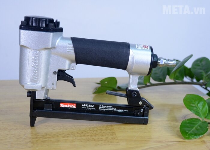 Máy dập đinh chữ U Makita AT422AZ