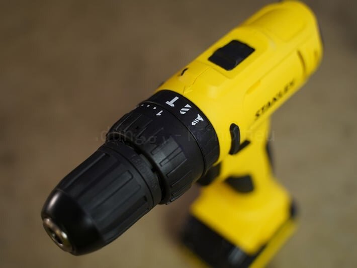 Nút gạt chỉnh tốc độ Máy khoan động lực dùng pin