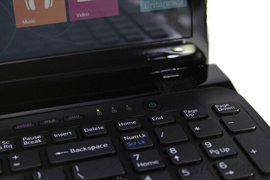Sony Vaio SVE15133CV 33122G50W8 Sony Vaio SVE15133CV 33122G50W8