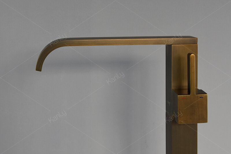 voi-xa-bon-dat-san-nong-lanh-bang-dong-kanly-gcah7