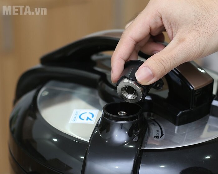 Nồi áp suất Sanaky SNK-64C