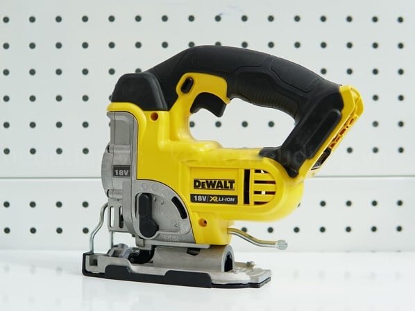 thân máy cưa lọng dùng pin Dewalt DCS331N  thân máy cưa lọng dùng pin Dewalt DCS331N