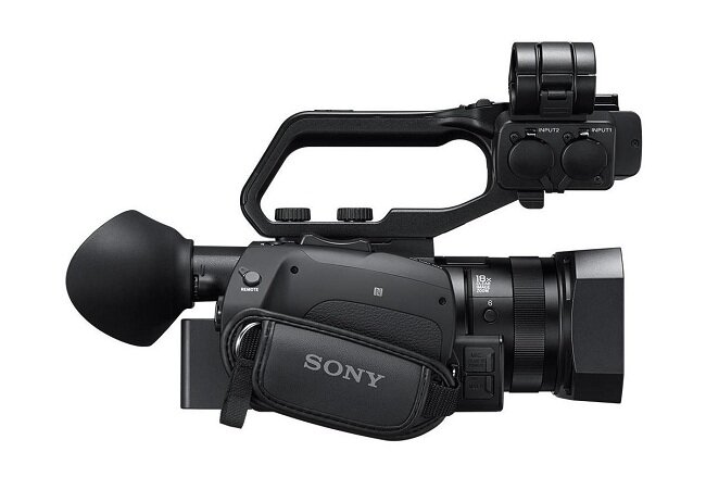 Máy quay Sony HXR-NX80