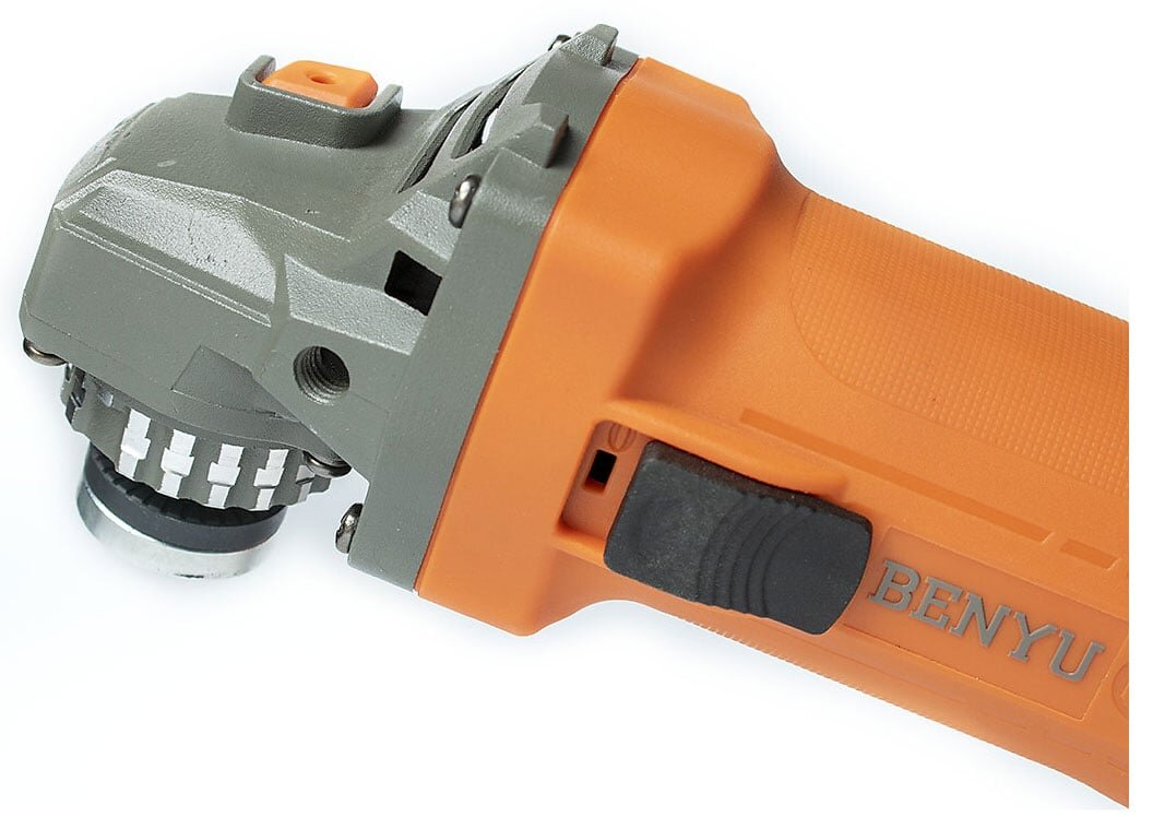 Công tắc bên hông Máy mài góc