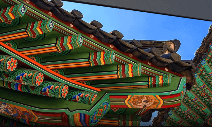 TV 4K Samsung UA75DU8000KXXV có dải màu rộng