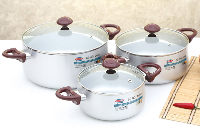 Bộ 3 nồi nhôm anod cao cấp Sunhouse SH8833QT Bộ 3 nồi nhôm anod cao cấp Sunhouse SH8833QT