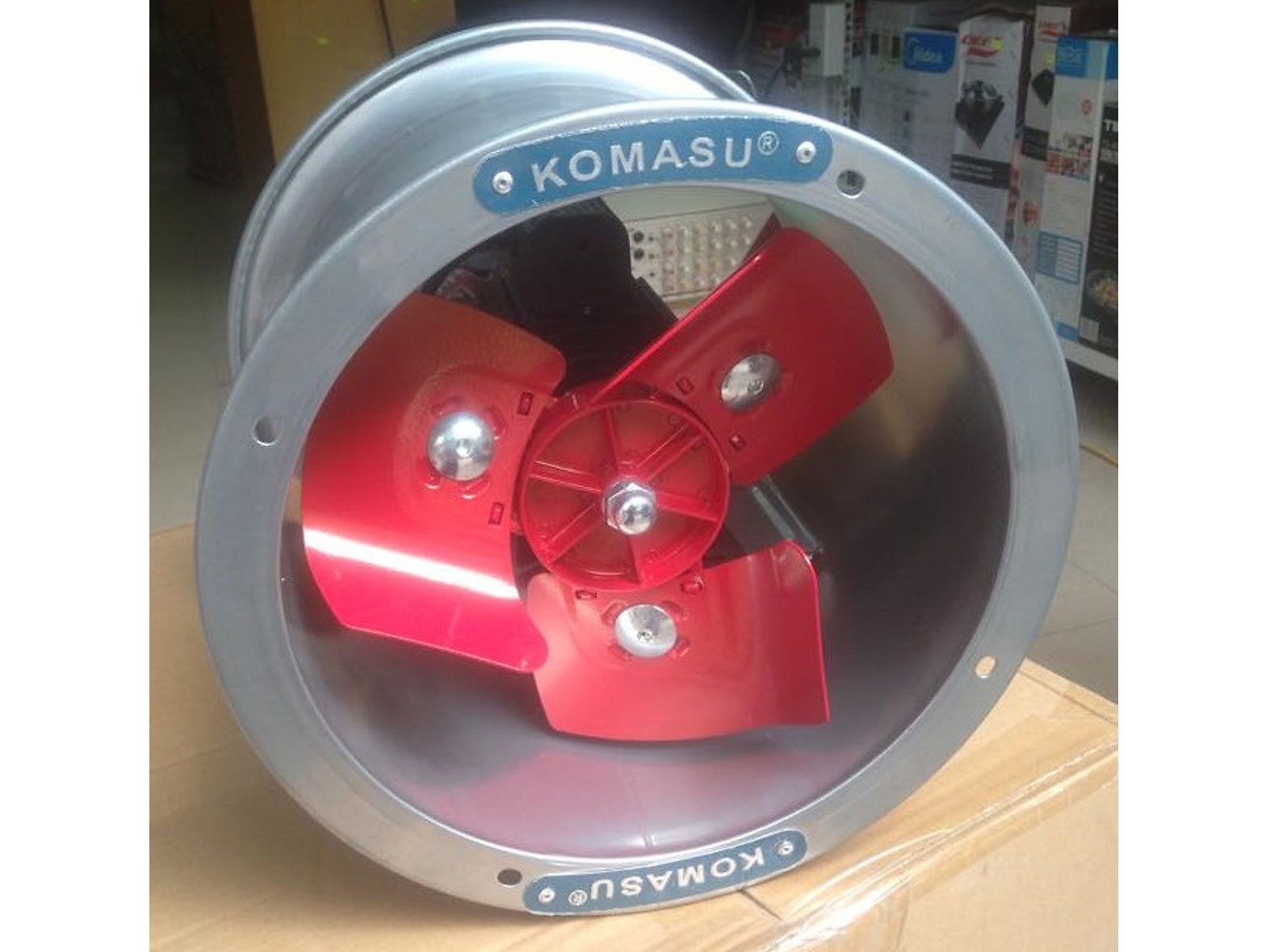 Quạt thông gió Komasu khung tròn KM40T Quạt thông gió Komasu khung tròn KM40T