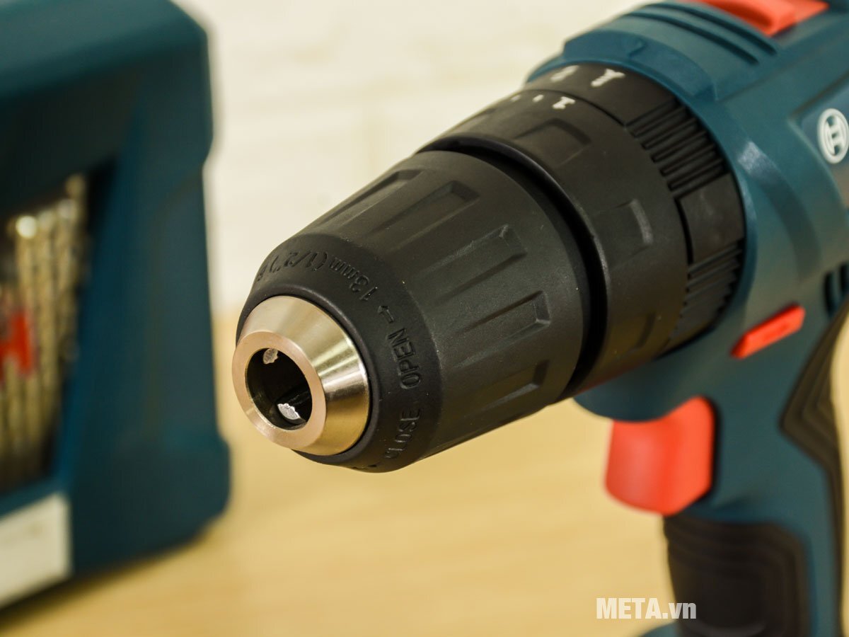 Máy khoan pin Bosch  