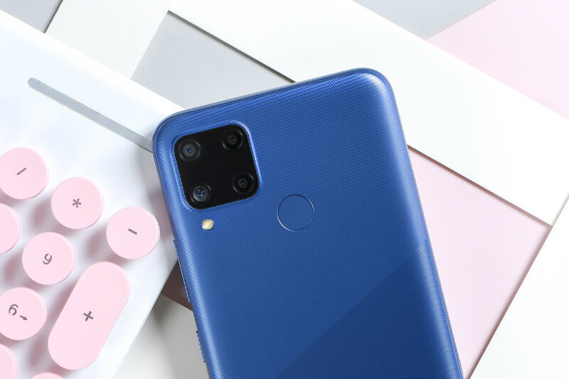 Điện thoại Realme C15 - 4GB RAM, 64GB, 6.5 inch