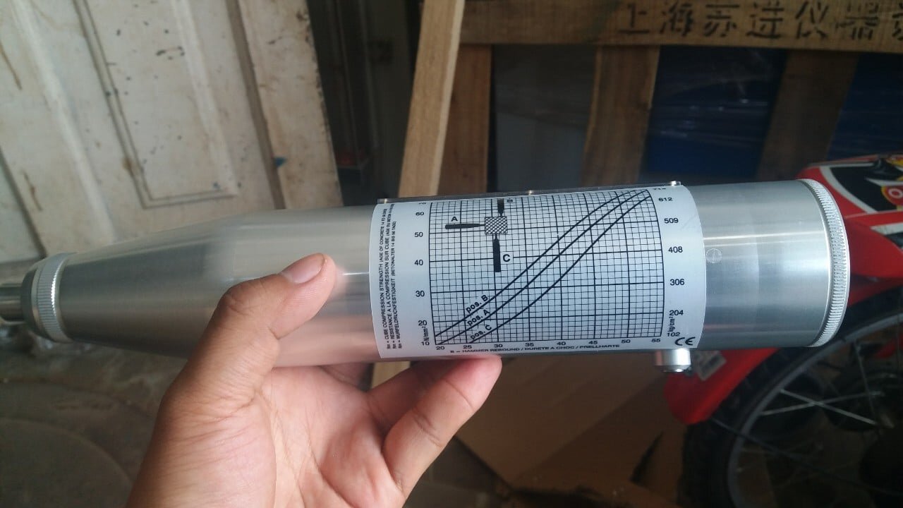 Súng bắn bê tông Matest C380