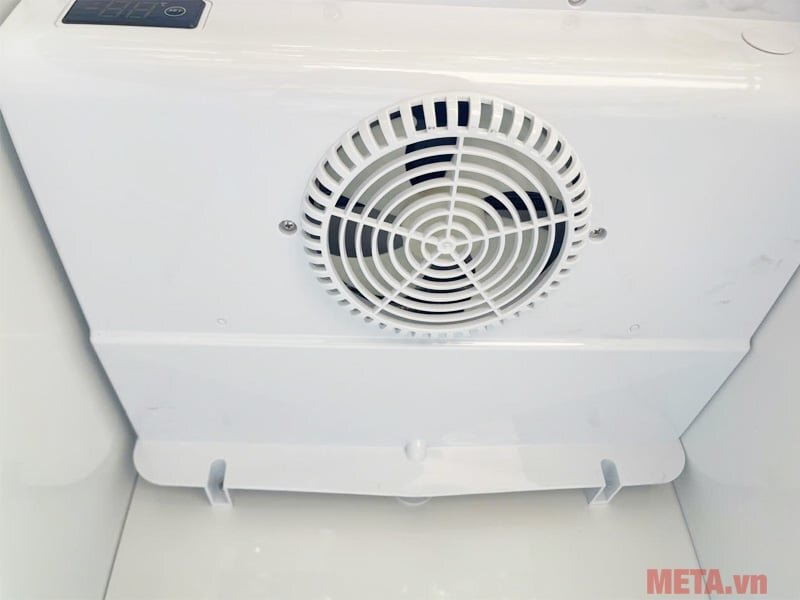 Tủ mát Sumikura SKSC-250.JS có quạt gió bên trong Tủ mát Sumikura SKSC-250.JS có quạt gió bên trong