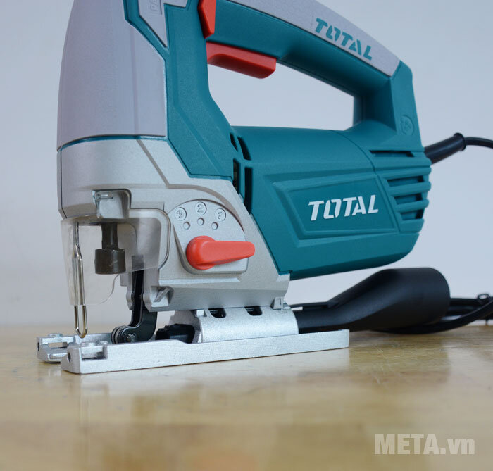 Máy cưa lọng Total TS2081006 800W