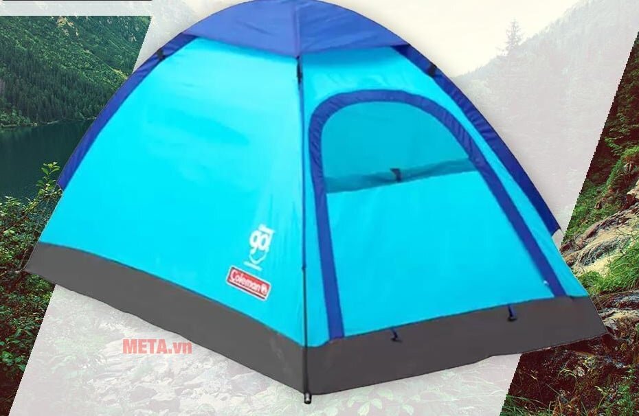 Lều có kích thước vừa vặn. lều cắm trại