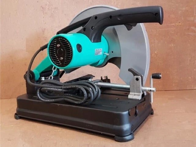 Máy cắt sắt DCA 