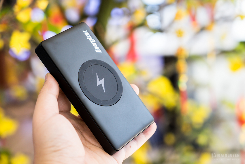 PIN DỰ PHÒNG KHÔNG DÂY ENERGIZER 10000MAH QC3.0 QE10000CQ